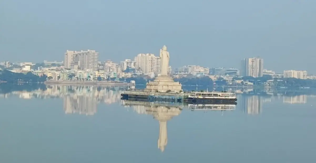 Tourist Attractions At TankBund Hyderabad
